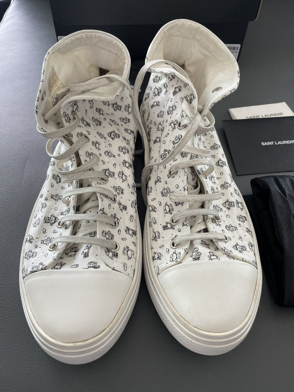 Saint Laurent Paris × Yves Saint Laurent Brand NEW Saint Laurent Runway Bedford Moon Plus Sneakers Size US 10.5 / EU 43-44 - 18 Thumbnail
