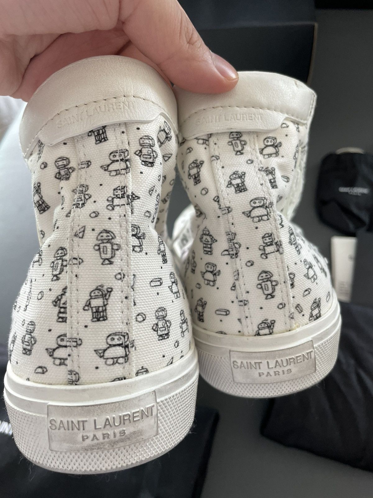 Saint Laurent Paris × Yves Saint Laurent Brand NEW Saint Laurent Runway Bedford Moon Plus Sneakers Size US 10.5 / EU 43-44 - 13 Thumbnail