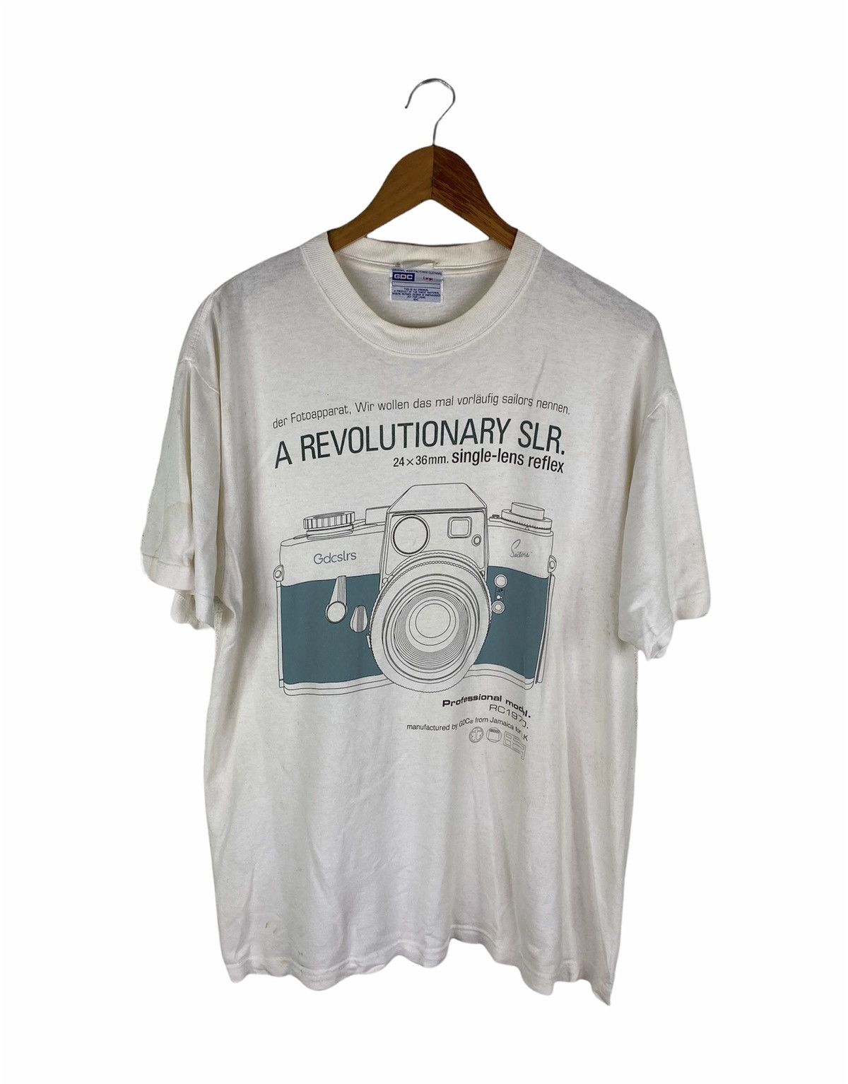 GDC White Graphic T-Shirt Featuring Revolutionary SLR Camera