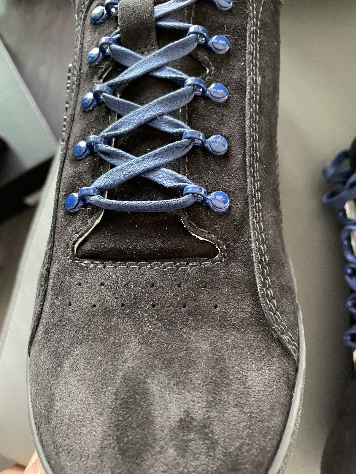 Hedi Slimane × Saint Laurent Paris × Yves Saint Laurent Saint Laurent Runway Velour Velvet Jump Sneakers Size US 9.5 / EU 42-43 - 21 Thumbnail