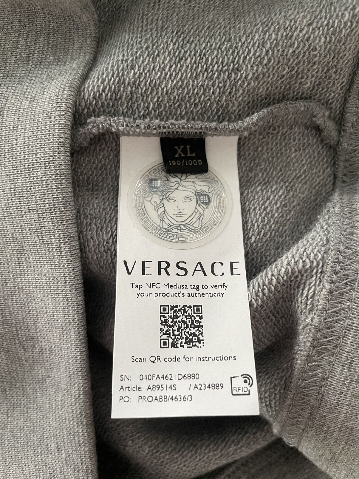 Versace Brand NEW Versace Runway Classic Medusa Versace Logo Hoodie Size US XL / EU 56 / 4 - 4 Thumbnail
