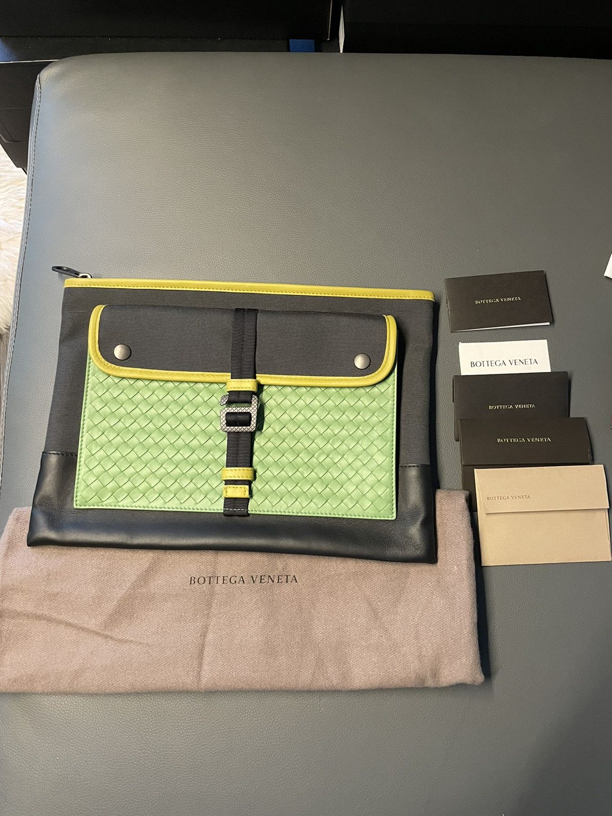 Bottega Veneta Bottega Venetia Super Runway Leather Bag Brand New Runway Size ONE SIZE - 11 Thumbnail