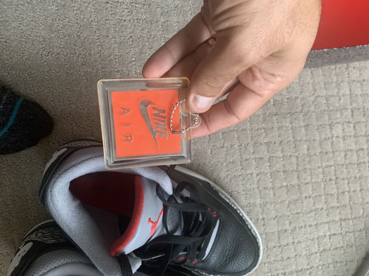 Jordan Brand × Nike Jordan 3 Retro Black Cement 2018 Size US 10.5 / EU 43-44 - 5 Thumbnail