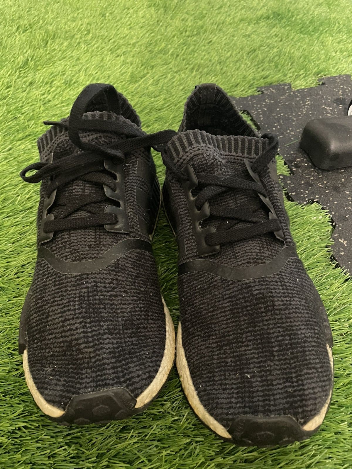 Adidas Adidas NMD_R1 PK Winter Wool Sneakers Size US 10 / EU 43 - 4 Thumbnail