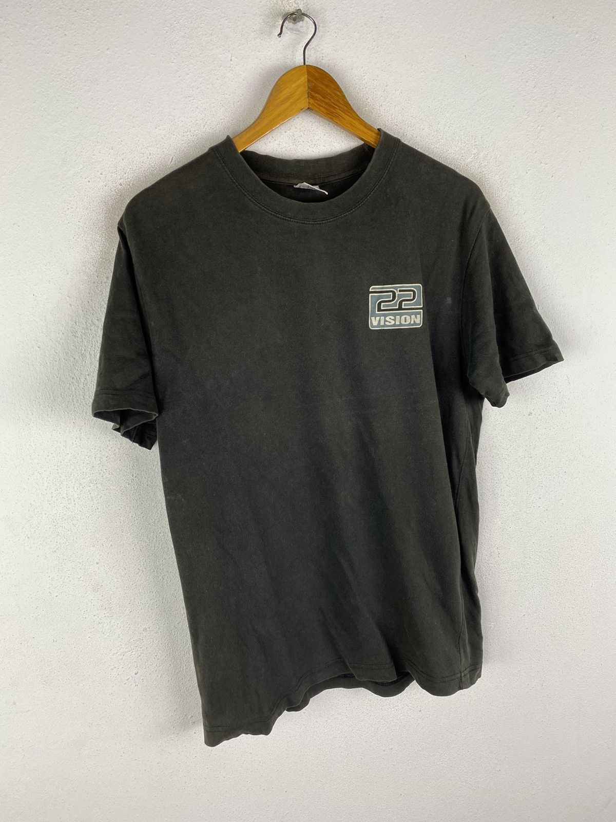 Vintage Vintage 1988 Vision Street Wear Skateboarding T-Shirt Size US L / EU 52-54 / 3 - 5 Thumbnail
