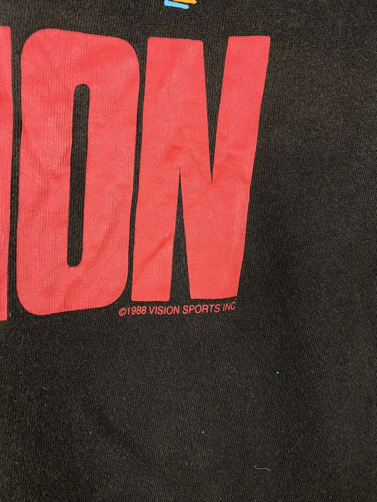 Vintage Vintage 1988 Vision Street Wear Skateboarding T-Shirt Size US L / EU 52-54 / 3 - 6 Thumbnail