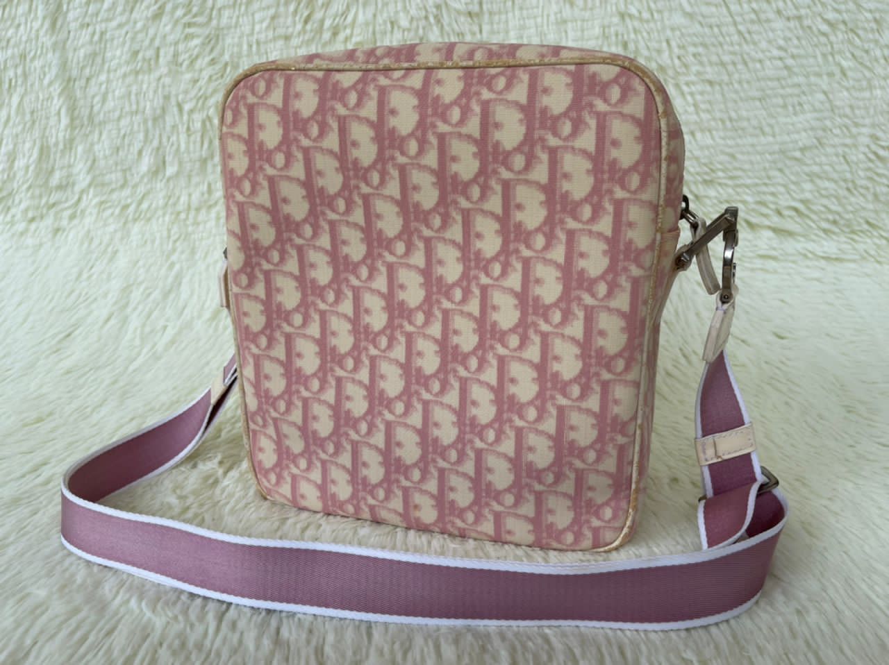 Christian Dior Monsieur × Dior Christian Dior Pink Trotter Diorissimo No.1 Crossbody Bag Size ONE SIZE - 7 Thumbnail