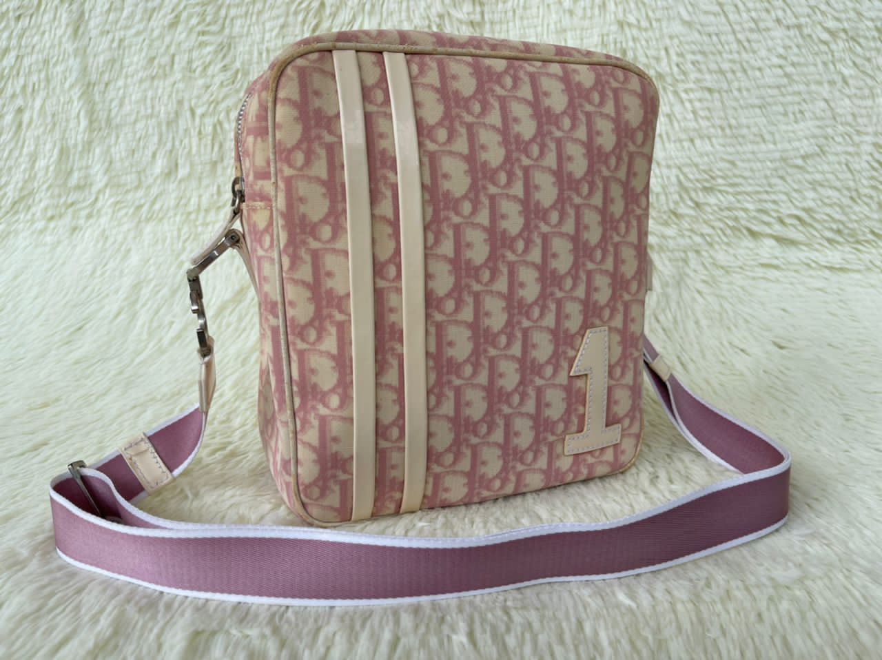 Christian Dior Monsieur × Dior Christian Dior Pink Trotter Diorissimo No.1 Crossbody Bag Size ONE SIZE - 3 Thumbnail