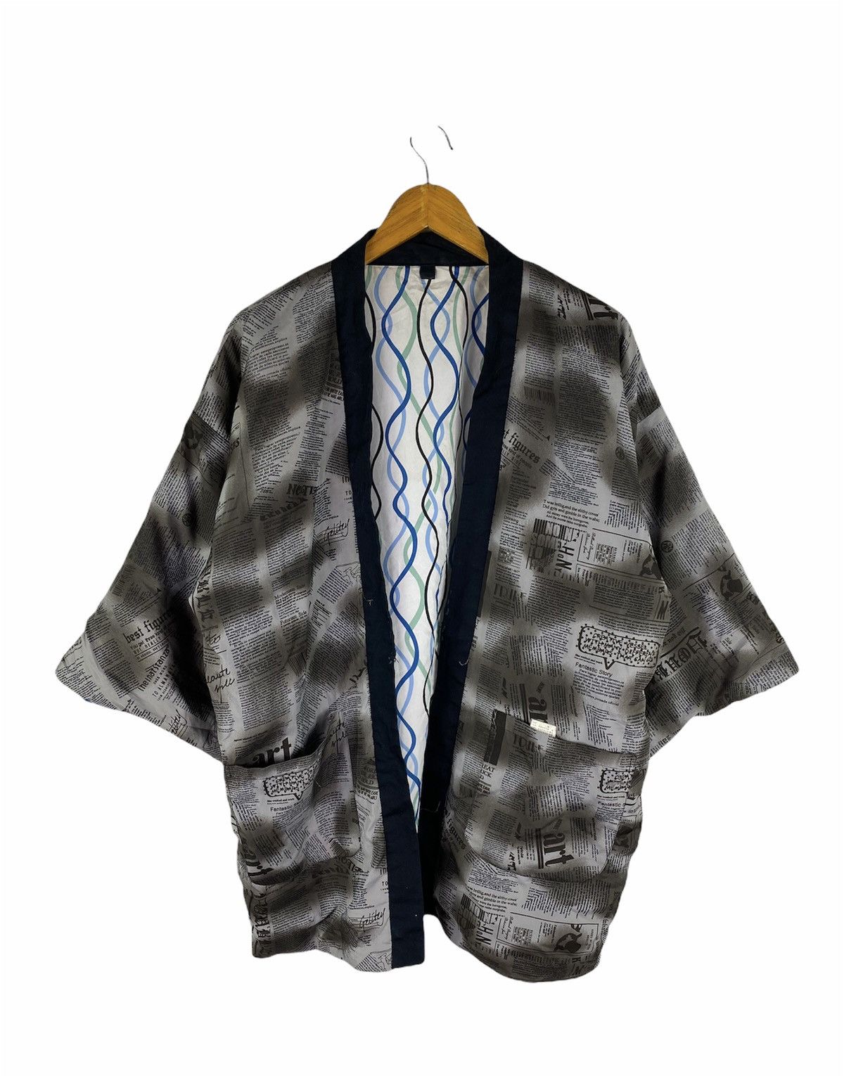 Japanese Brand 🔥DHL SHIPPING🔥JAPANESE TRADITIONAL STYLE KIMONO ART DESIGN Size US M / EU 48-50 / 2 - 1 Thumbnail