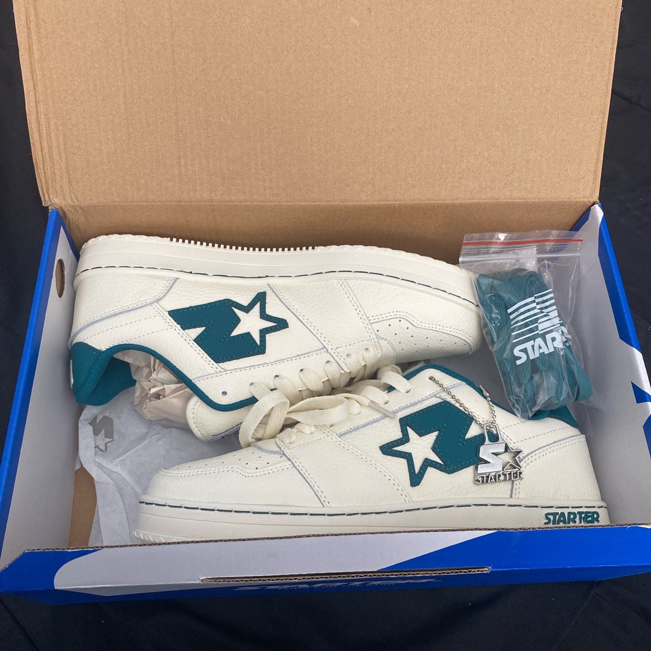 Starter STARTER LFS 71' LOW OFFWHITE GREEN | Grailed