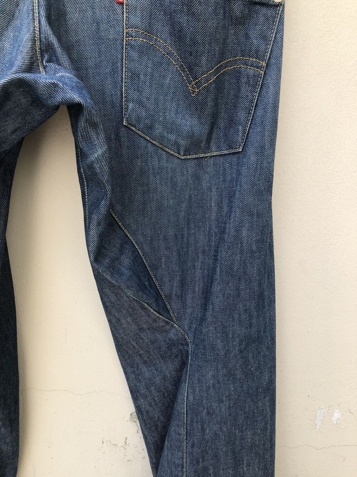 Levi's 2000 Levi’s Engineered Japan Buckle Back Loose Denim Jeans Size US 30 / EU 46 - 21 Thumbnail