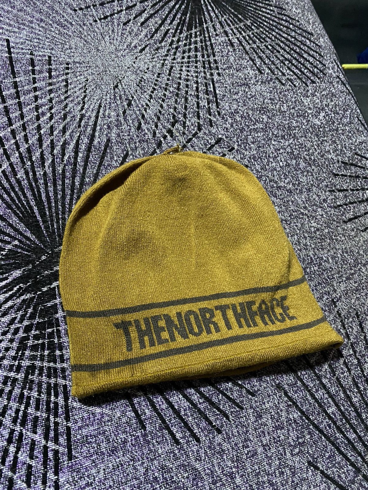 The North Face 🔥DHL SHIPPING🔥THE NORTH FACE REVERSIBLE BEANIE Size ONE SIZE - 3 Thumbnail