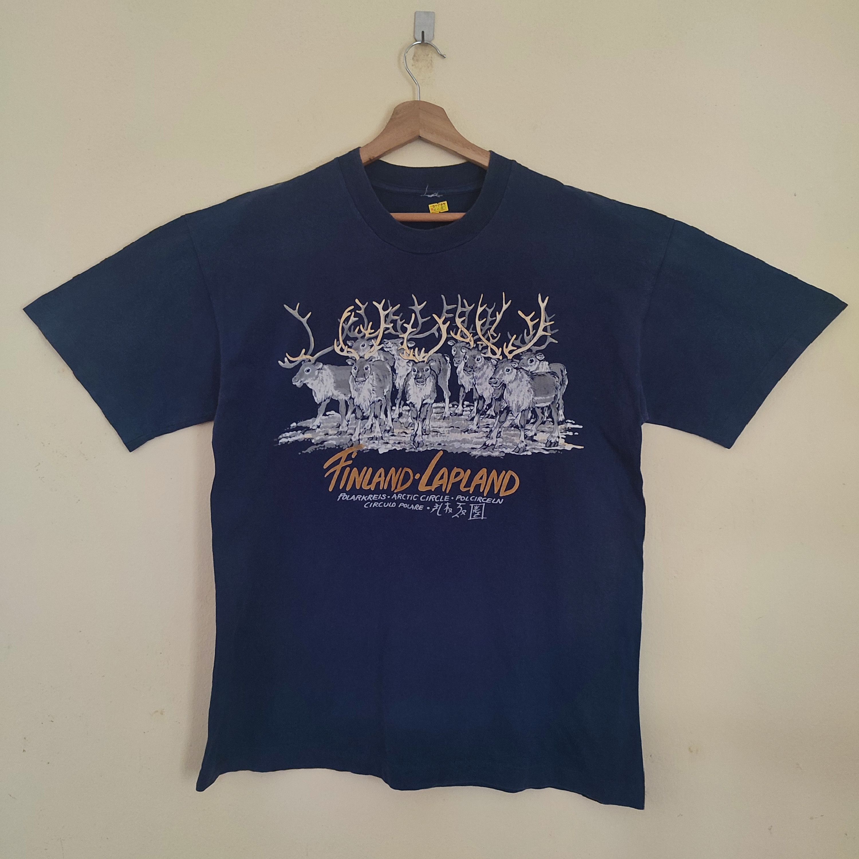 90's Finland . Lapland Animal Tshirt