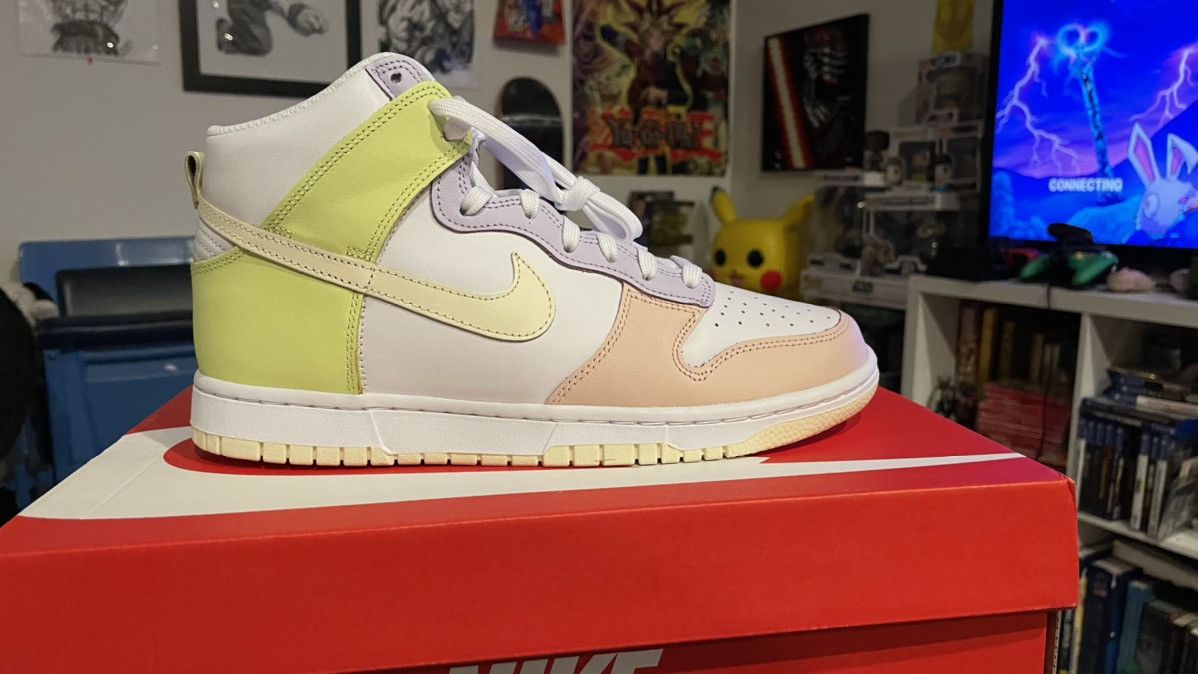 Nike Nike Dunk High WMNS Lemon Twist Size 9W (7.5M) *IN HAND S Size US 8.5 / IT 38.5 - 4 Thumbnail