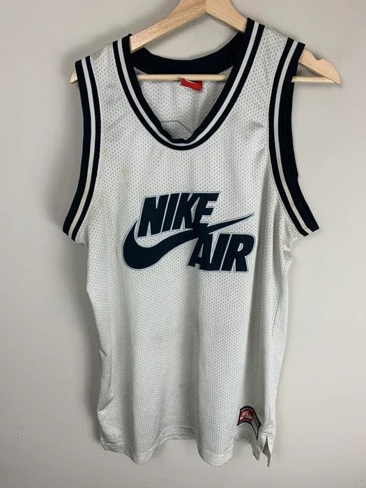 Vintage Nike Basketball Jersey - L