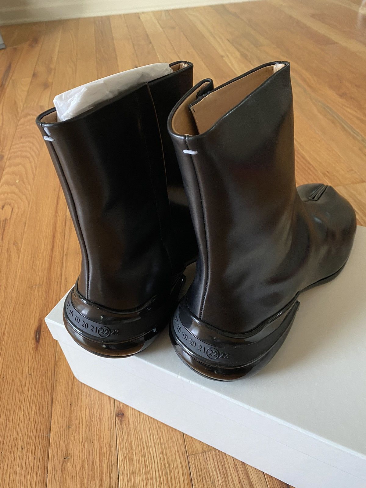 Maison Margiela Tabi Airbag heel ankle boots Size US 11 / EU 44 - 8 Thumbnail