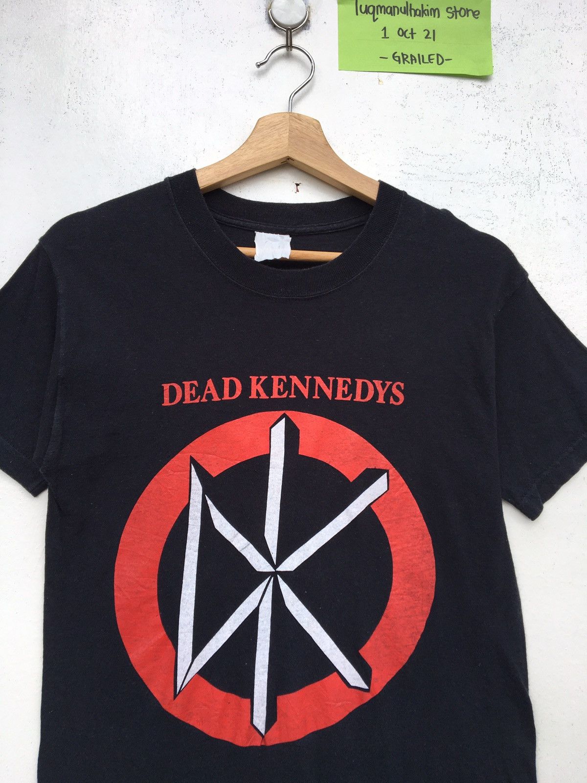 Band Tees Vintage 90’s Dead Kennedy’s Punk Rock Band T shirt Size US S / EU 44-46 / 1 - 1 Thumbnail