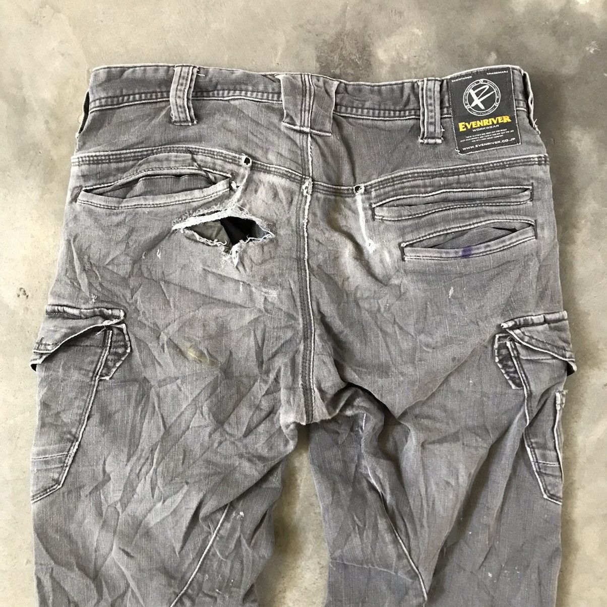 Japanese Brand Rare⚡️Distressed Sun Faded Multipocket Cargo Jeans Size US 32 / EU 48 - 11 Thumbnail
