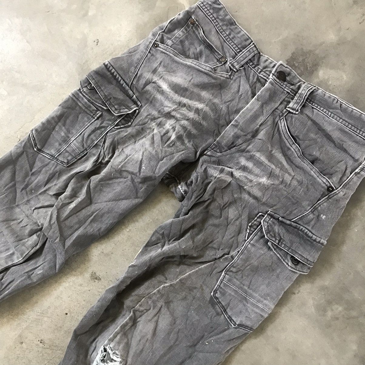 Japanese Brand Rare⚡️Distressed Sun Faded Multipocket Cargo Jeans Size US 32 / EU 48 - 9 Thumbnail