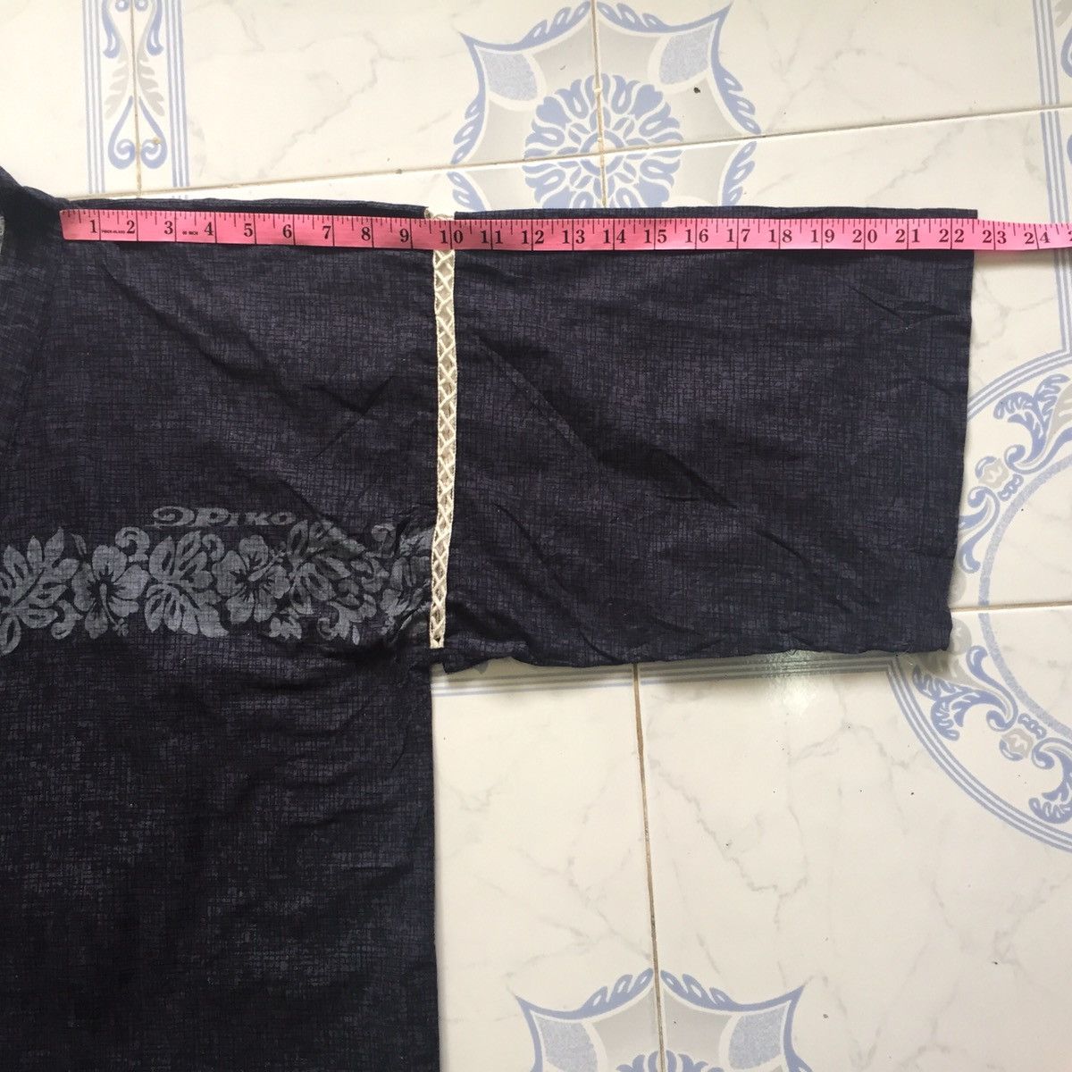 Japanese Brand Vacation Kimono Piko Hawaii Flowers Deco Size US XL / EU 56 / 4 - 16 Thumbnail