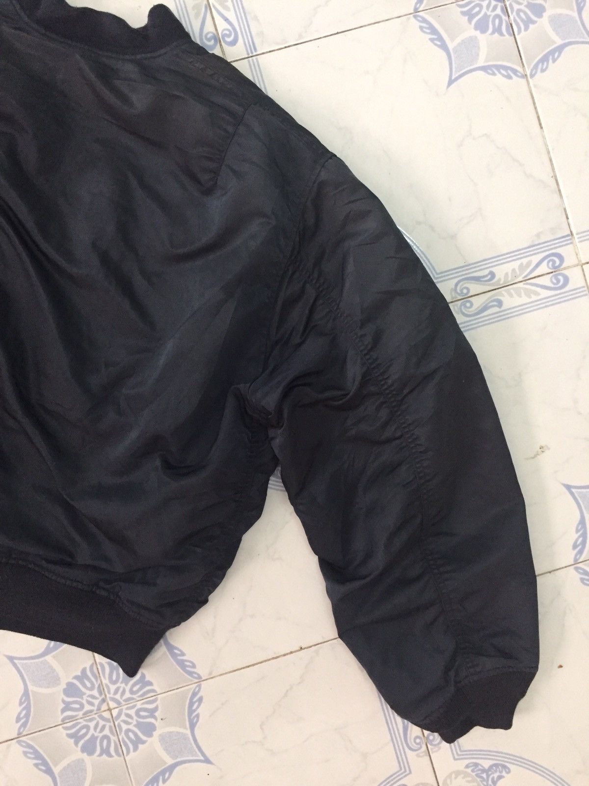 Uniqlo Uniqlo Flying Bomber Style Jacket Size US XL / EU 56 / 4 - 9 Thumbnail