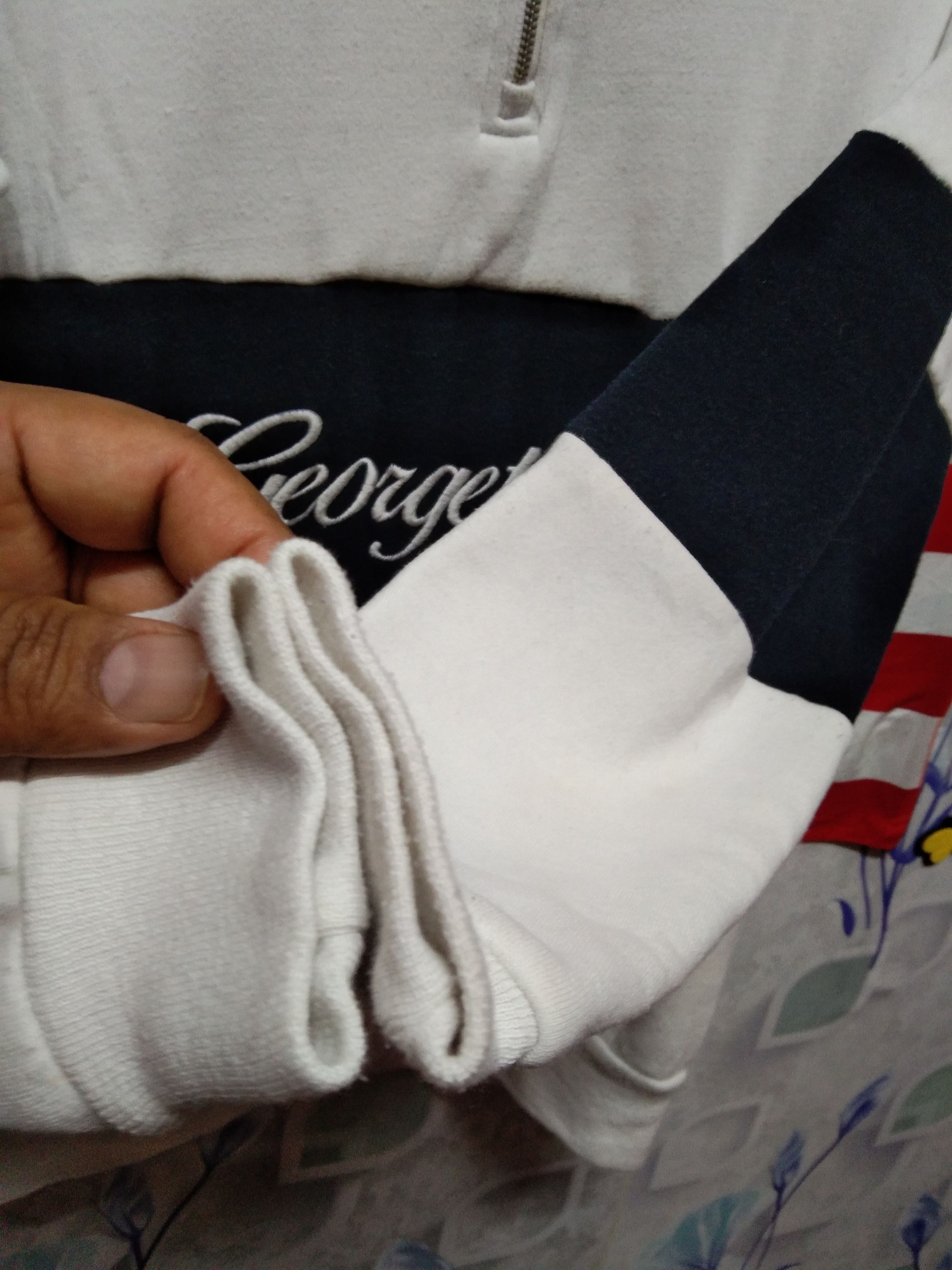 Georgetown Embroidery half Zipper Sweatshirt
