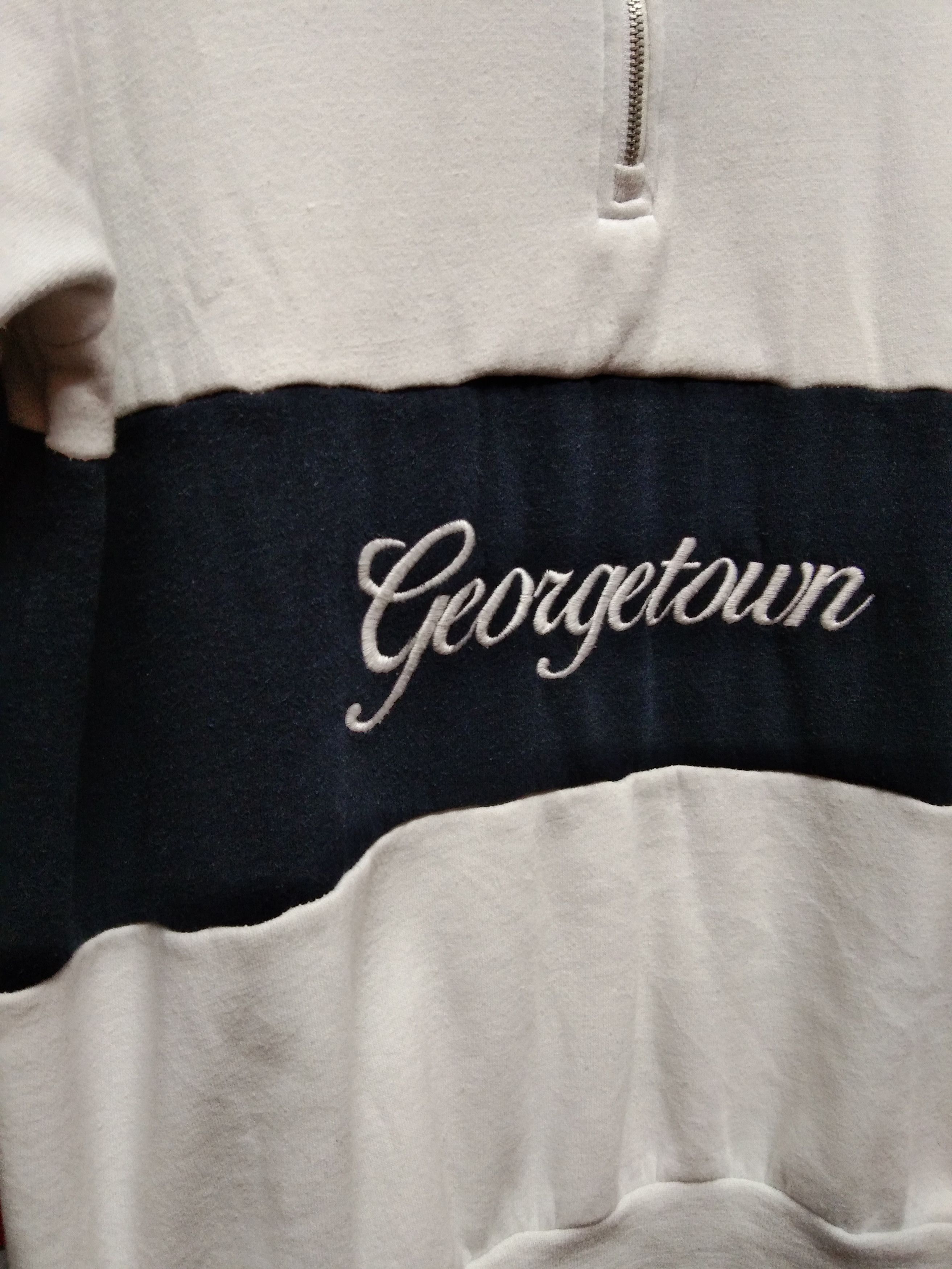 Georgetown Embroidery half Zipper Sweatshirt