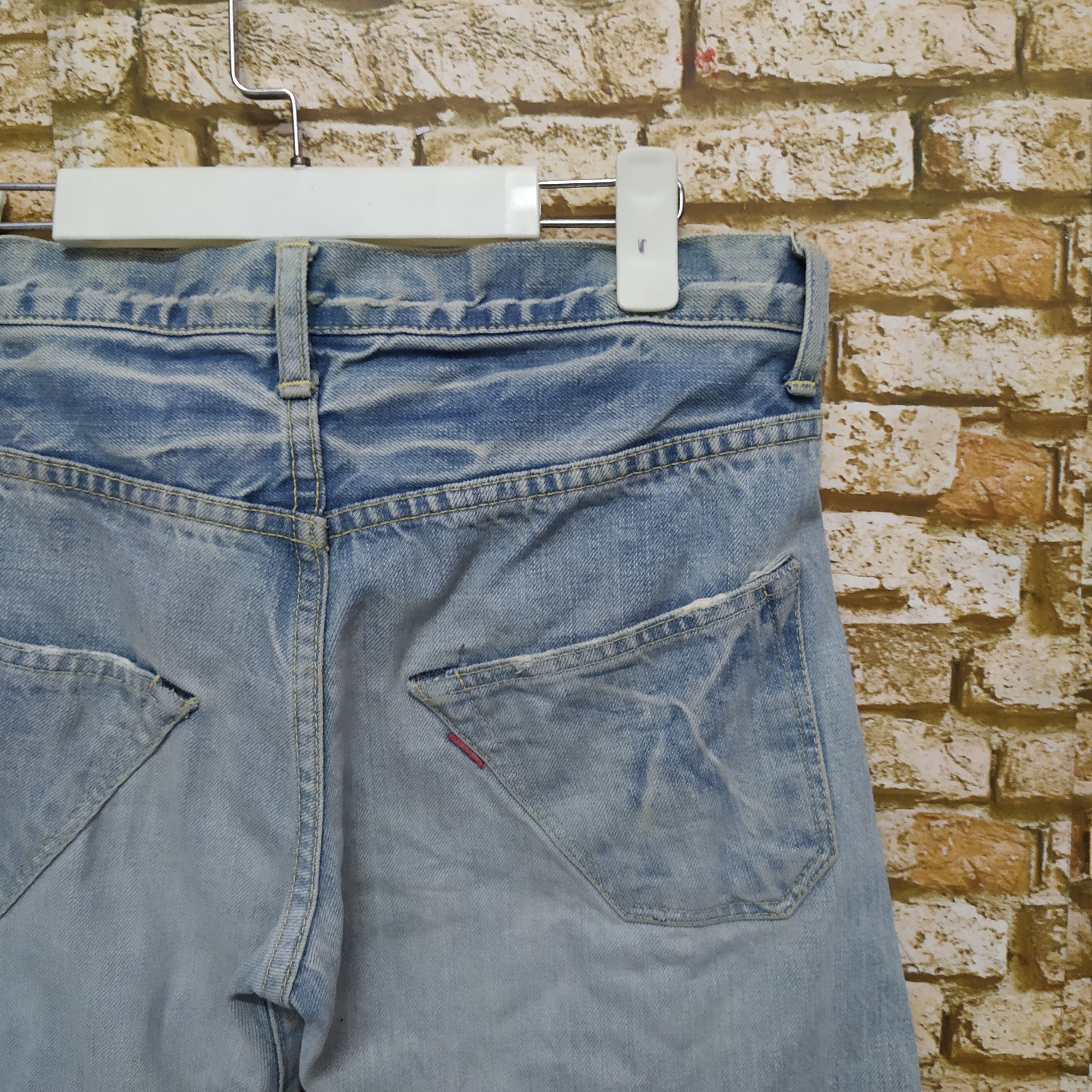 FOB Factory FOB FACTORY JAPAN SELVEDGE DISTRESSED DENIM (D108) Size US 31 - 7 Thumbnail