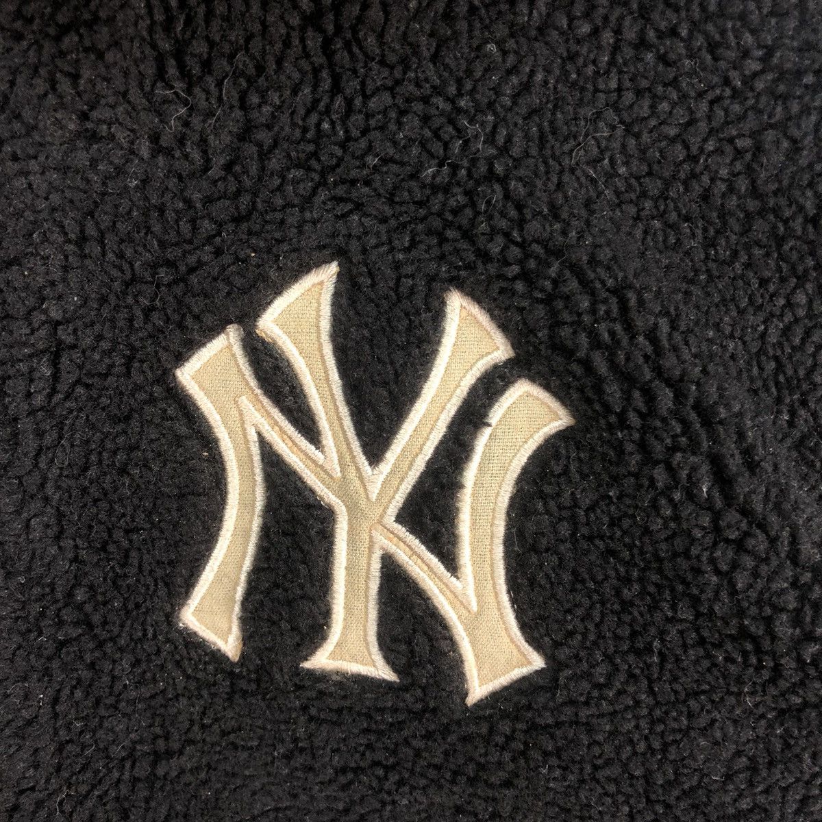 MLB Vintage New York Yankees MLB byLB03 Riversible Fleece Hoodie Size US XL / EU 56 / 4 - 4 Thumbnail