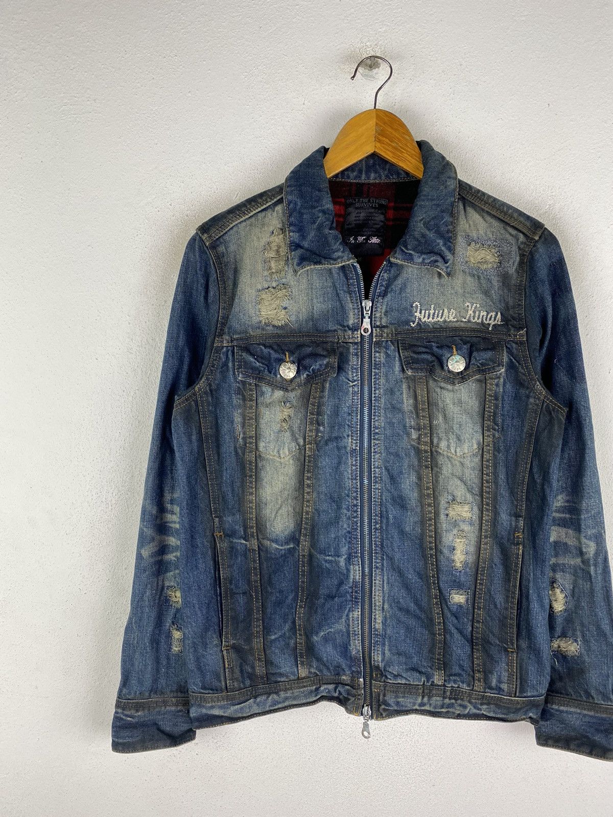 In The Attic × Japanese Brand 🔥DHL SHIPPING🔥IN THE ATTIC DENIM JACKET DISTRESSED DESIGN Size US M / EU 48-50 / 2 - 4 Thumbnail