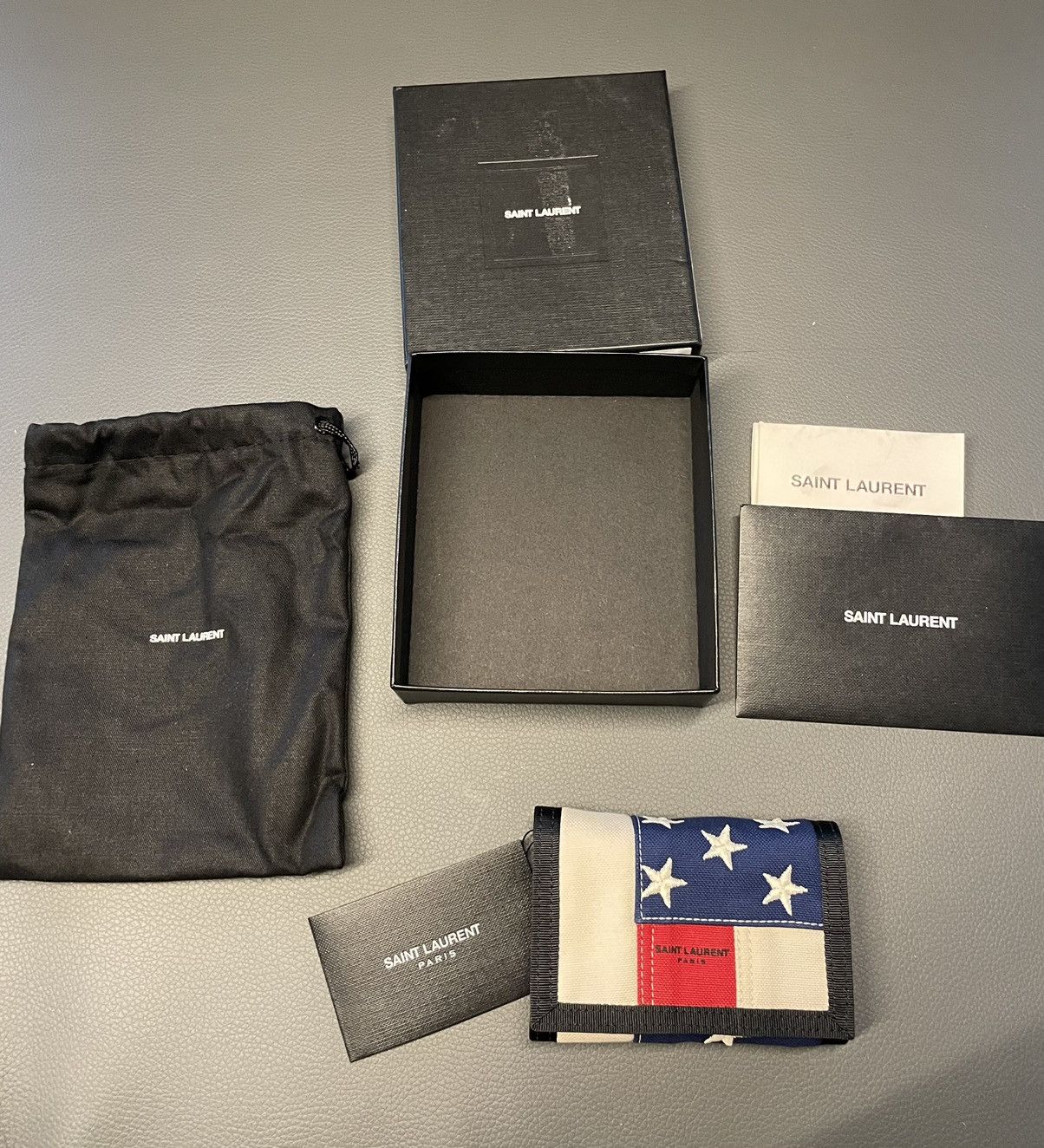 Saint Laurent Paris × Yves Saint Laurent Saint Laurent Wallet American Flag 🇺🇸 Runway Wallet Unisex Size ONE SIZE - 12 Thumbnail