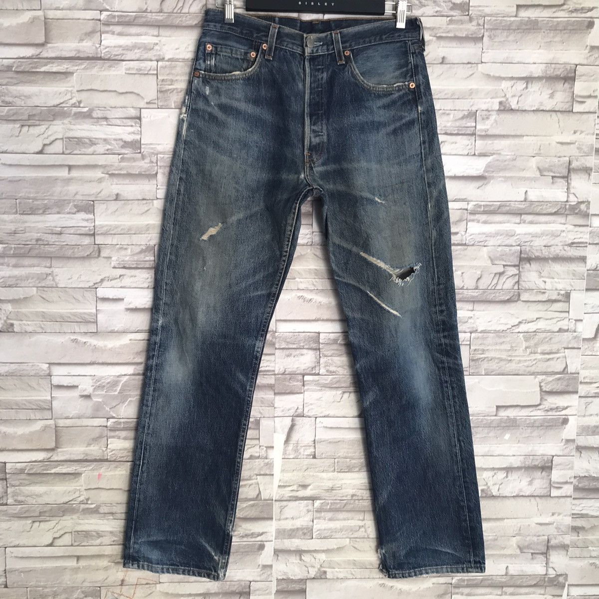 Levi's Vintage Levis 501 Distressed Jeans Made in USA Size US 31 - 3 Thumbnail