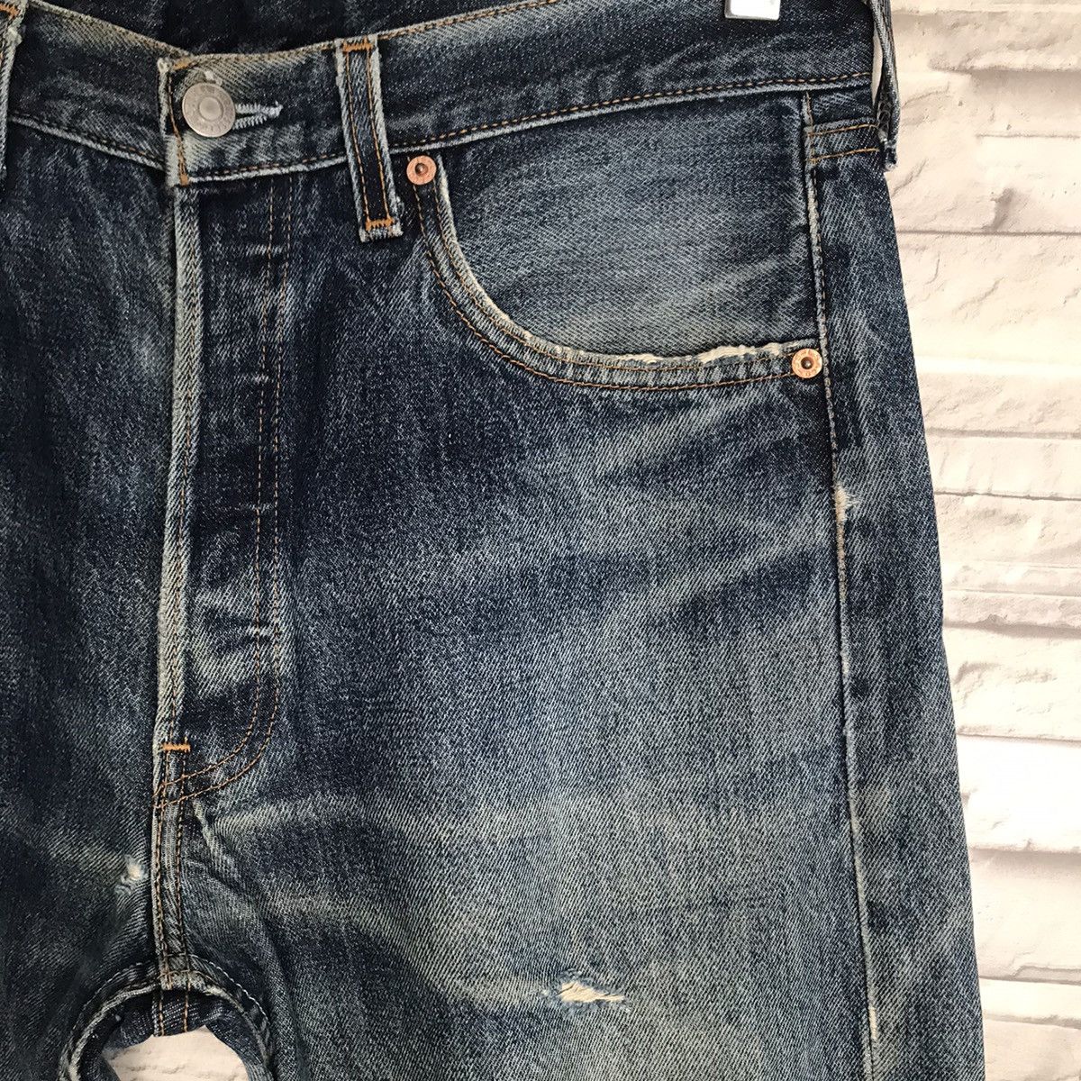 Levi's Vintage Levis 501 Distressed Jeans Made in USA Size US 31 - 6 Thumbnail
