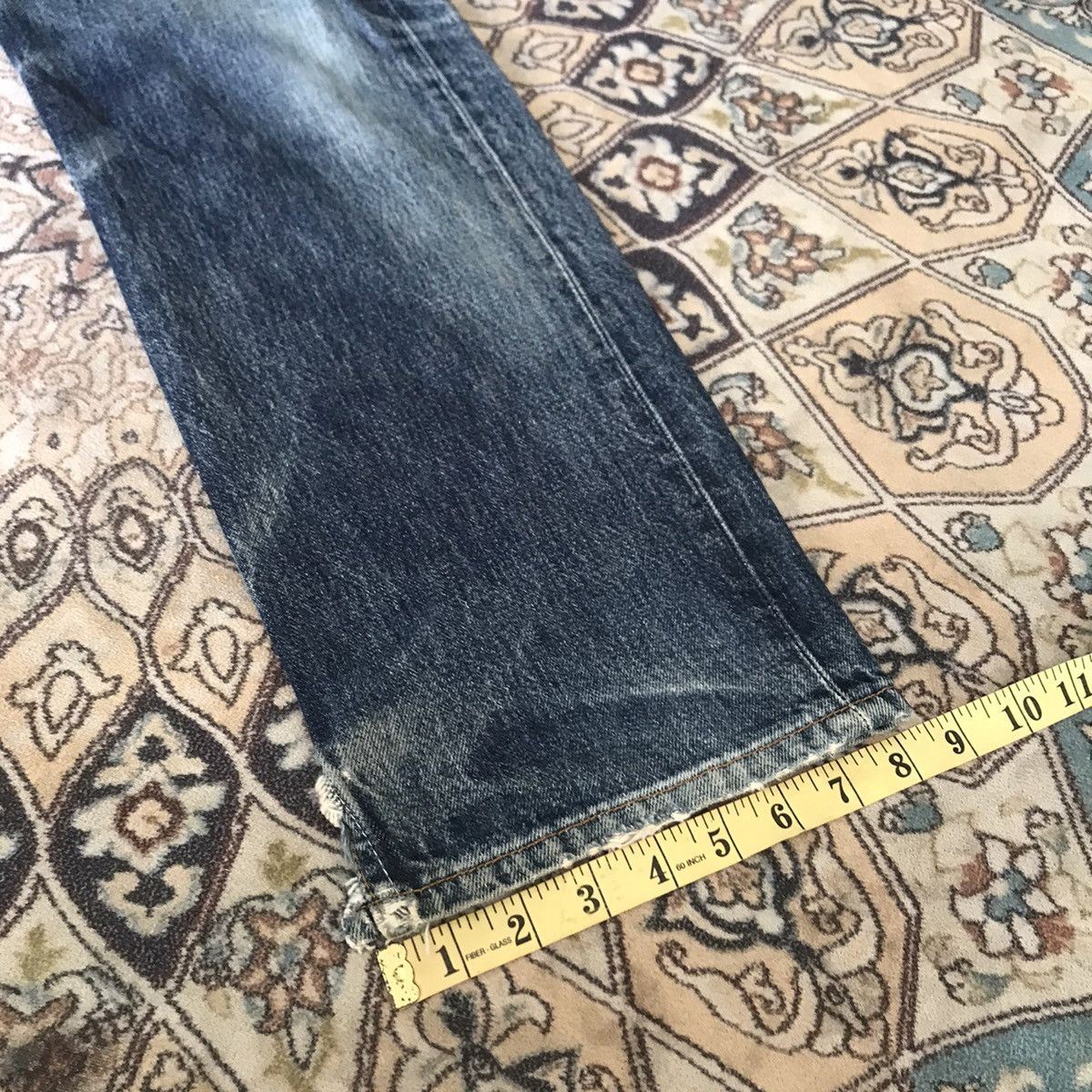 Levi's Vintage Levis 501 Distressed Jeans Made in USA Size US 31 - 22 Thumbnail
