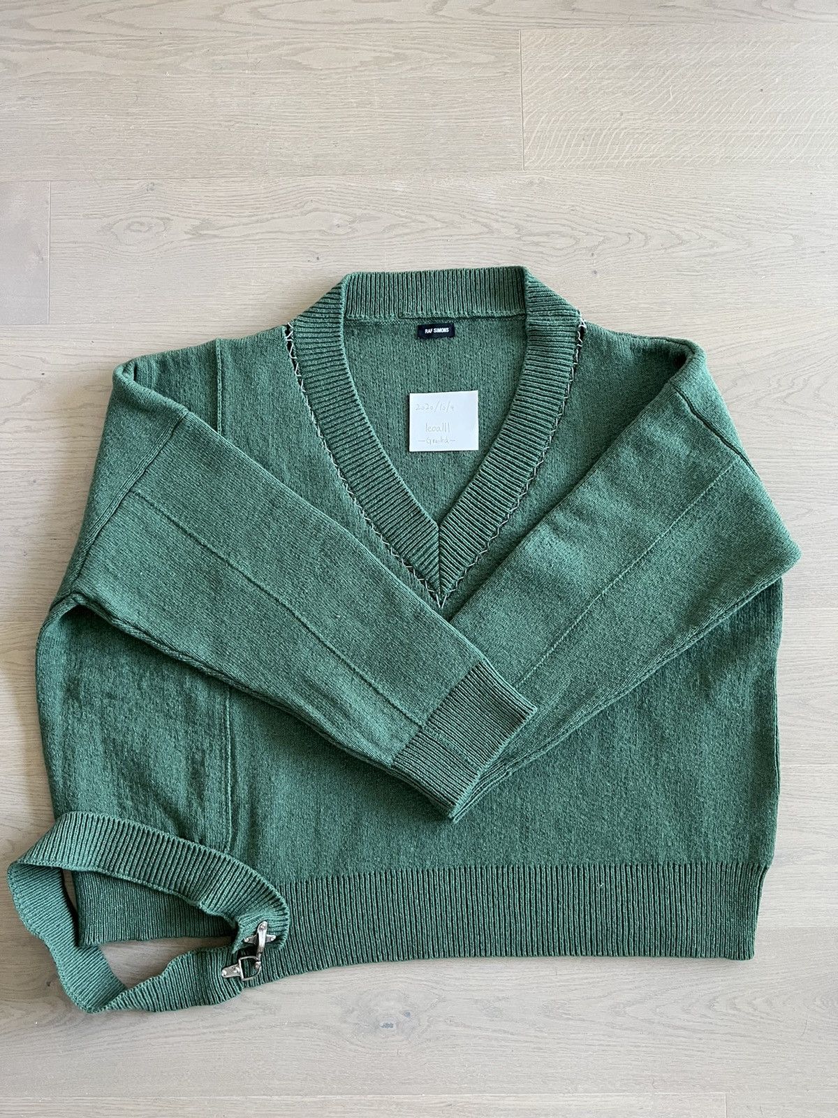Raf Simons Raf simons 18ss V-Neck oversized green jumper with 