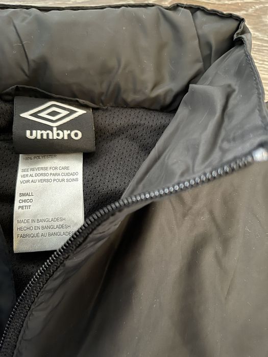 Vintage Umbro Lightweight/WATERPROOF Jacket (S) NWT | Grailed