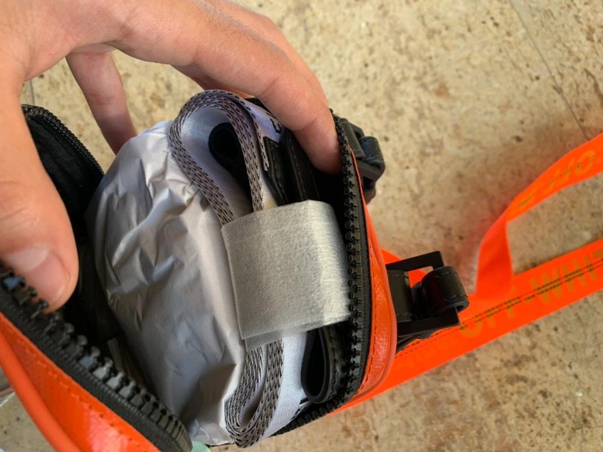 Off-White **RARE** SS18 Off-White Cross-body Bag Size ONE SIZE - 16 Thumbnail
