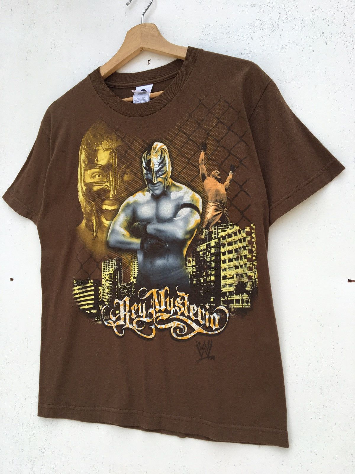 WWE Vintage 90s Rey Mysterio WWE Youth T-Shirt Size US S / EU 44-46 / 1 - 3 Thumbnail