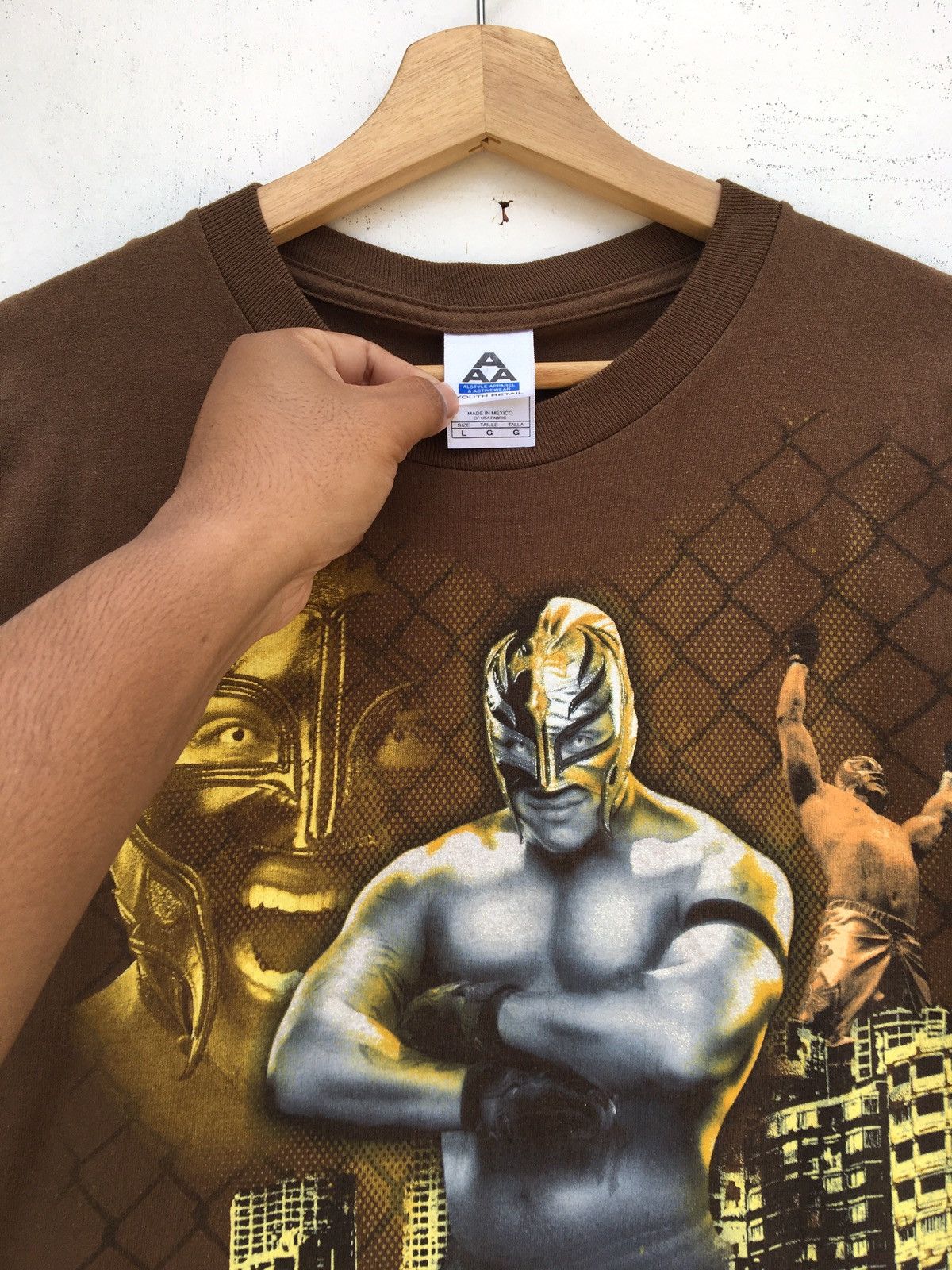 WWE Vintage 90s Rey Mysterio WWE Youth T-Shirt Size US S / EU 44-46 / 1 - 5 Thumbnail