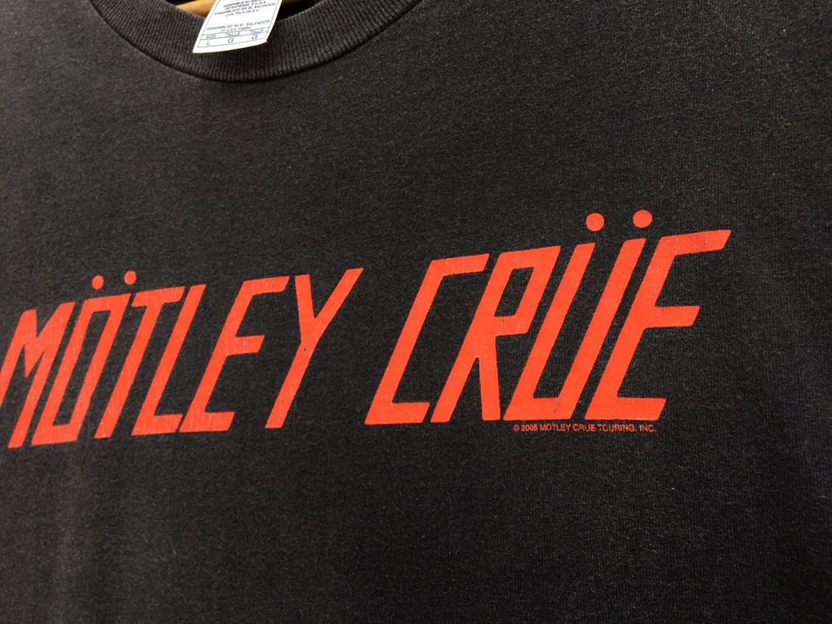 Band Tees Vintage 2005 Montley Crue SIN Fan Club Tour Tee Size US M / EU 48-50 / 2 - 11 Thumbnail