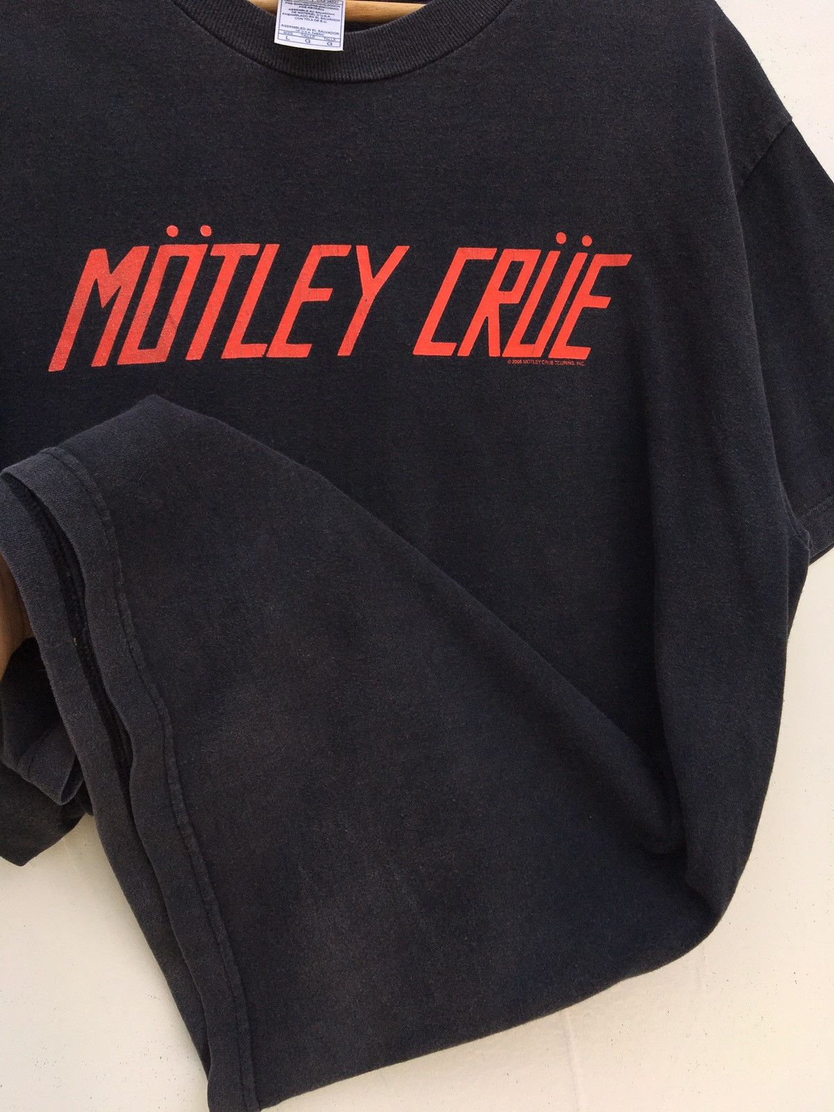 Band Tees Vintage 2005 Montley Crue SIN Fan Club Tour Tee Size US M / EU 48-50 / 2 - 12 Thumbnail
