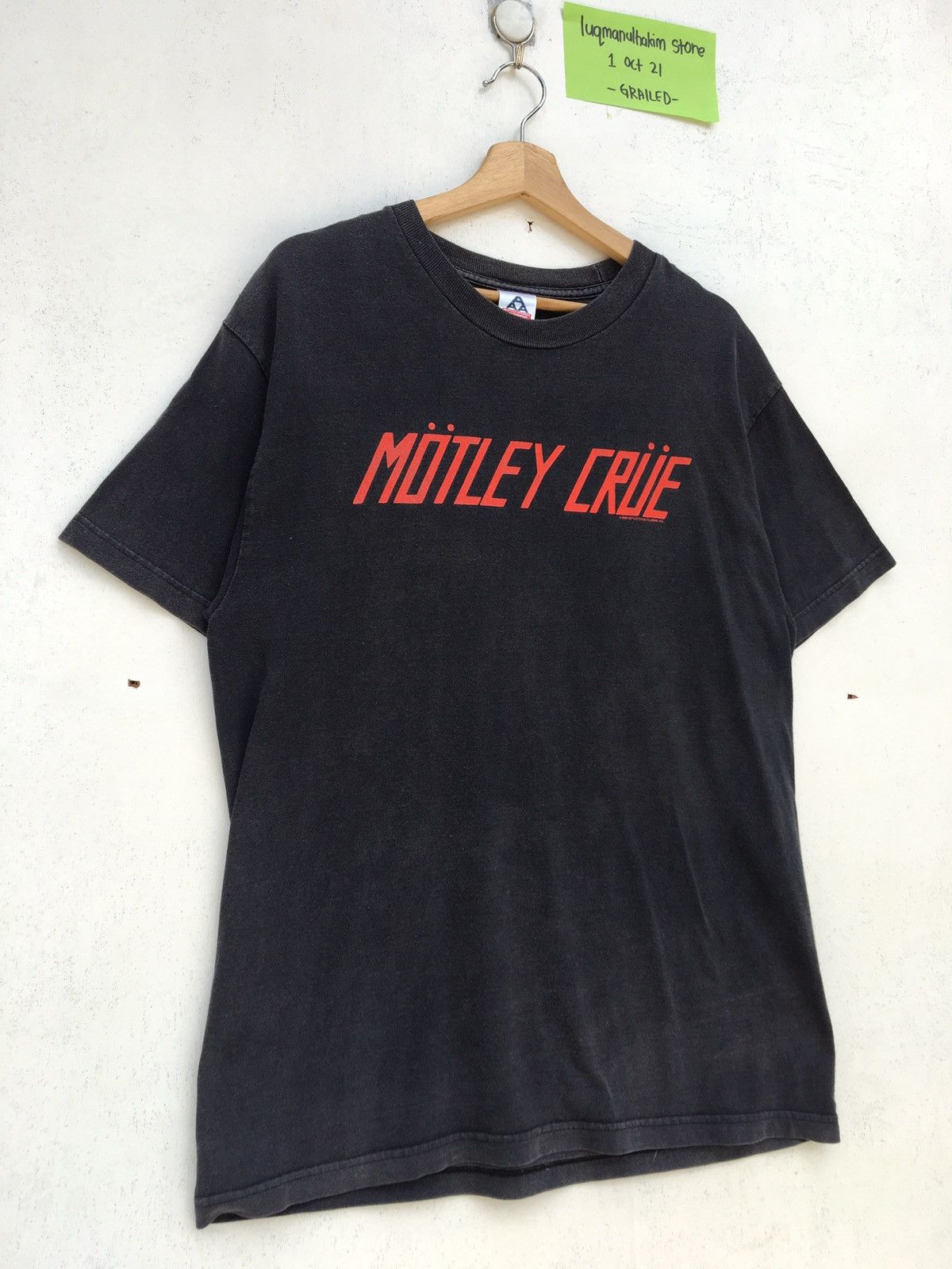 Band Tees Vintage 2005 Montley Crue SIN Fan Club Tour Tee Size US M / EU 48-50 / 2 - 3 Thumbnail