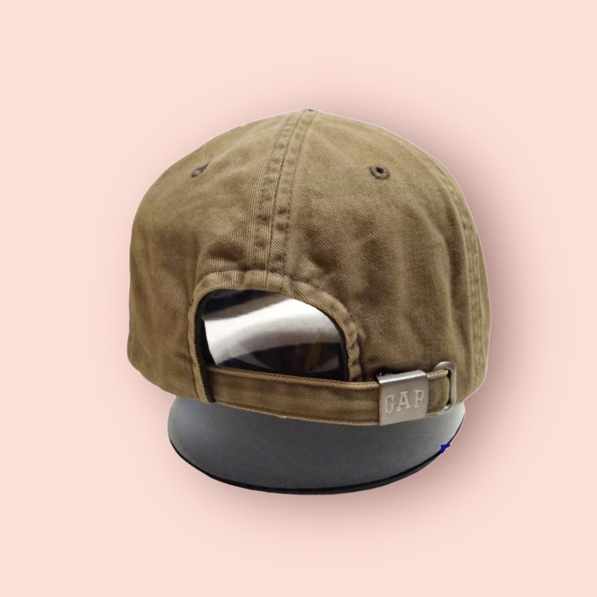 Gap × Vintage RARE VINTAGE OLD KHAKI GAP STRAPBACK CAP Size ONE SIZE - 8 Thumbnail
