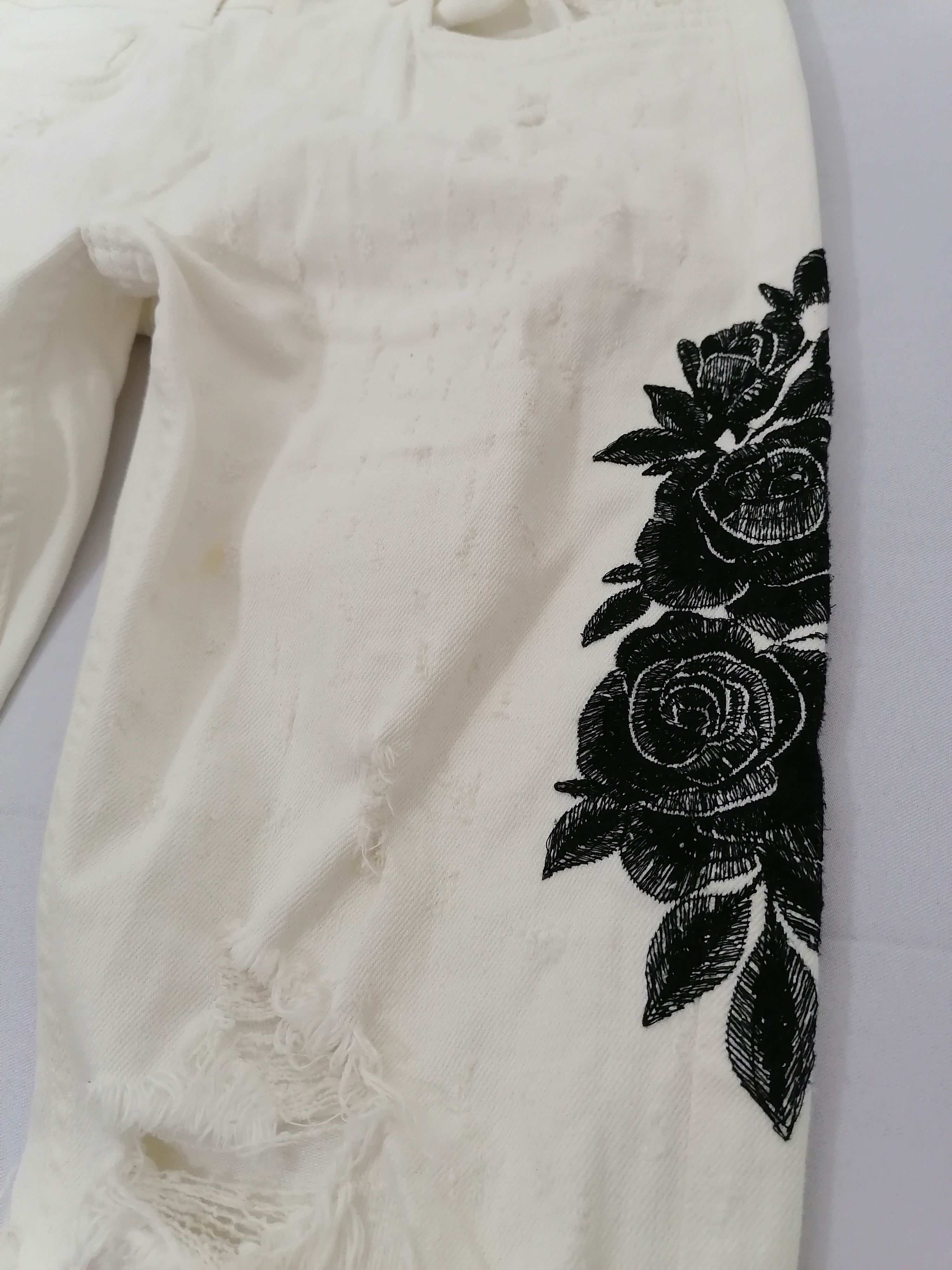 Zara Zara Man Flowers White Jeans Size US 30 / EU 46 - 2 Thumbnail