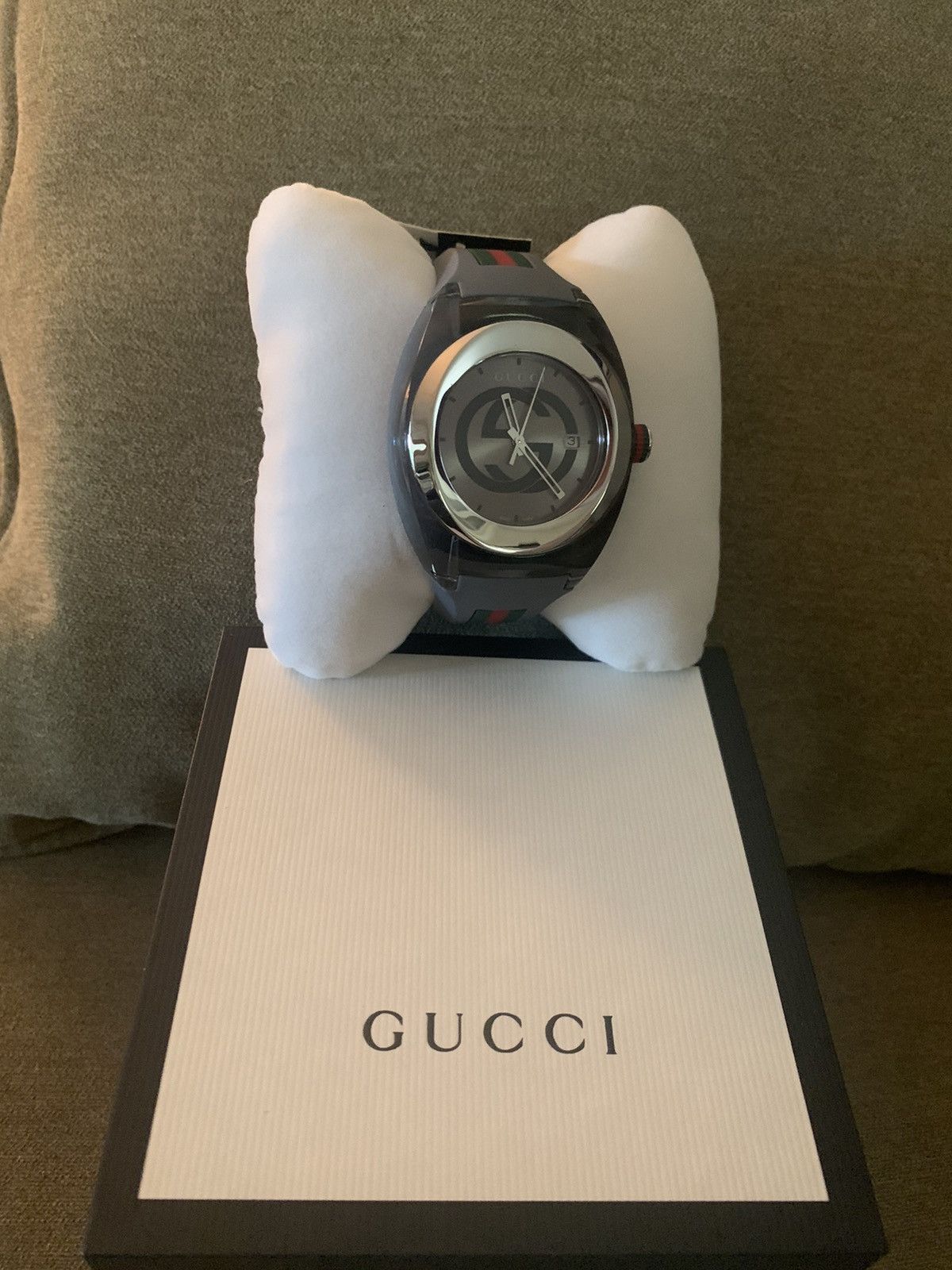 Gucci *RARE* New Gucci Rubber Strap Sport Watch Size ONE SIZE - 1 Thumbnail