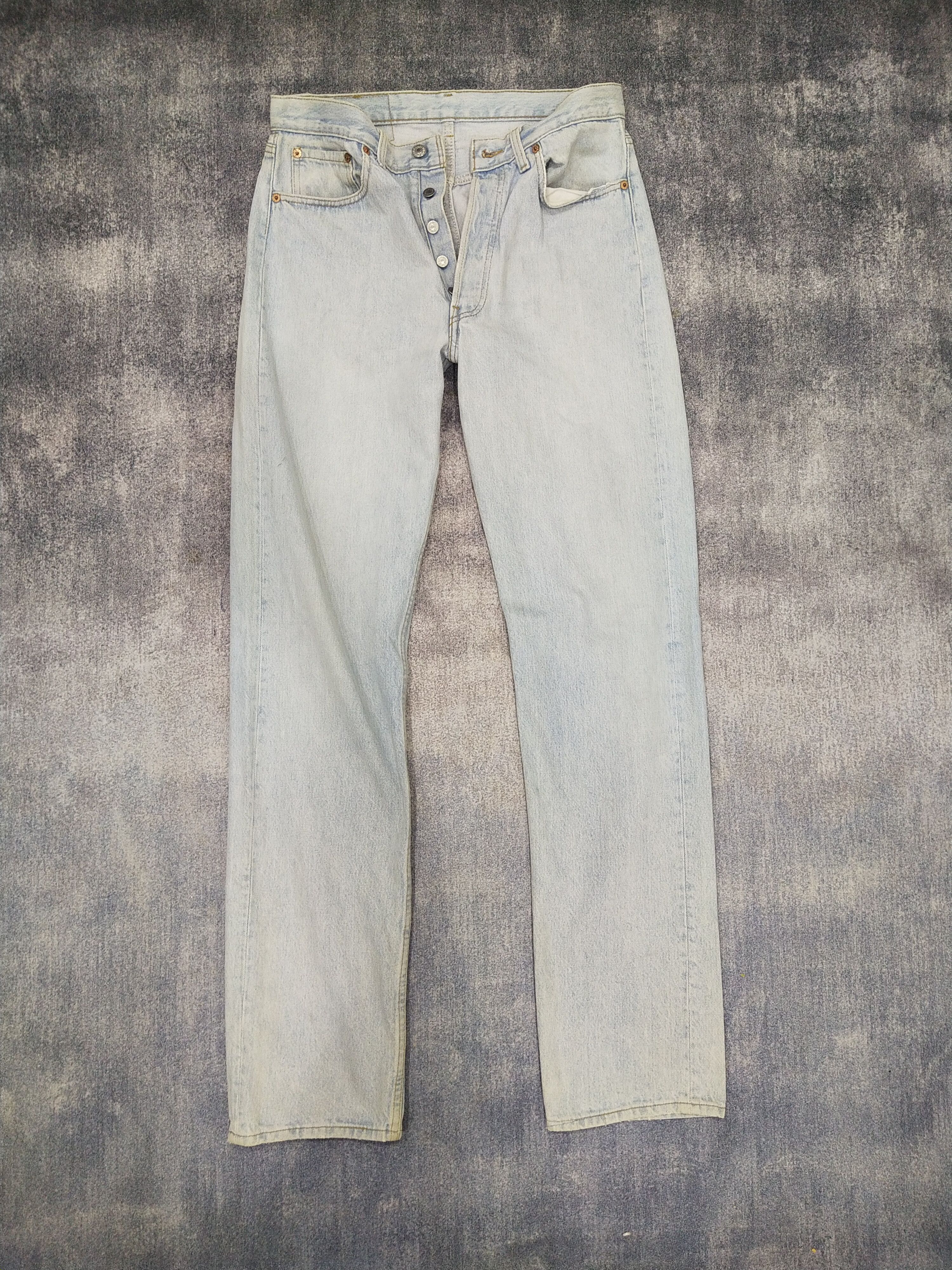 Levi's Vintage Levis 501 Jeans Lightwash Clean Straight Size US 31 - 1 Thumbnail