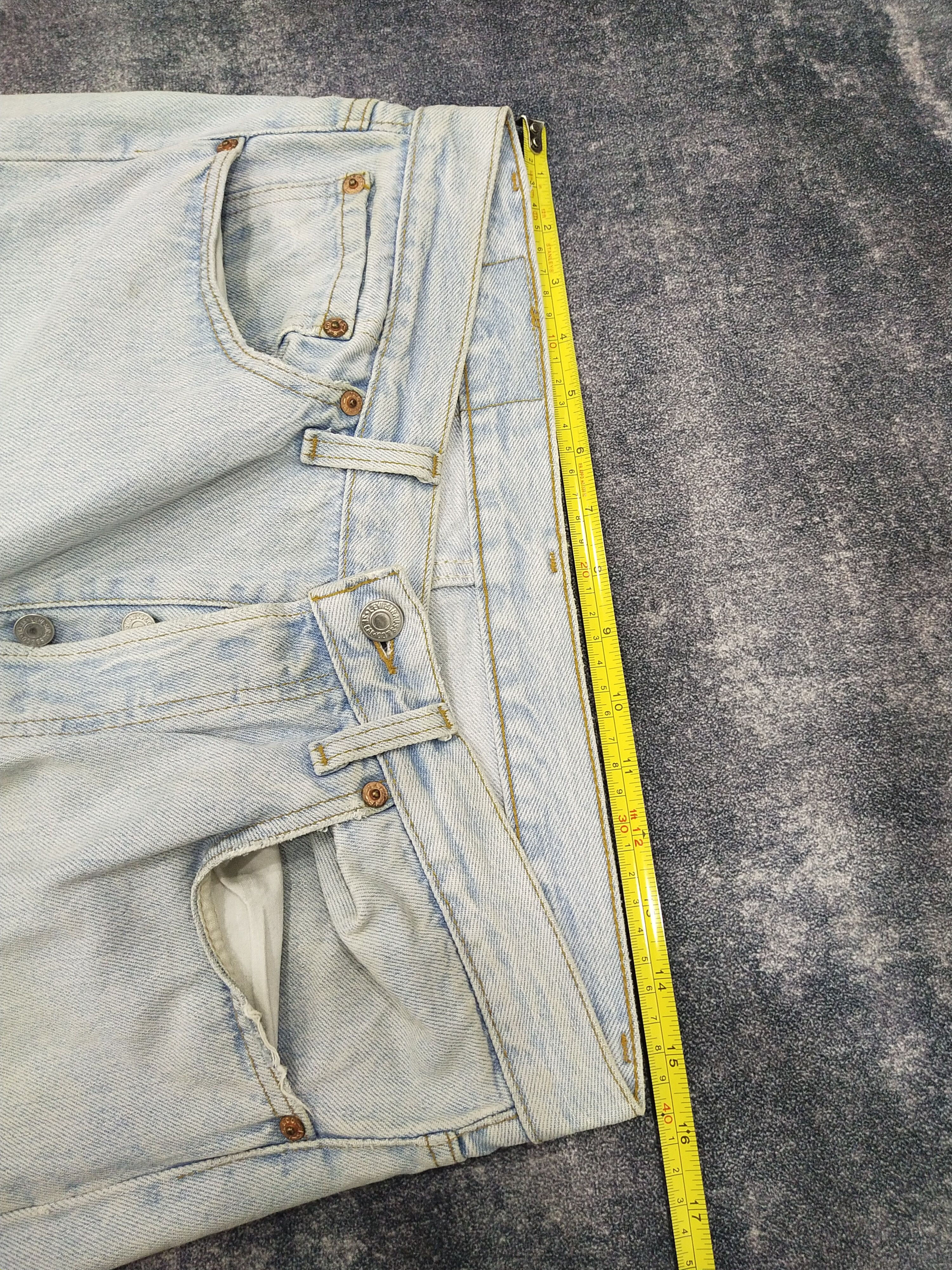 Levi's Vintage Levis 501 Jeans Lightwash Clean Straight Size US 31 - 10 Thumbnail
