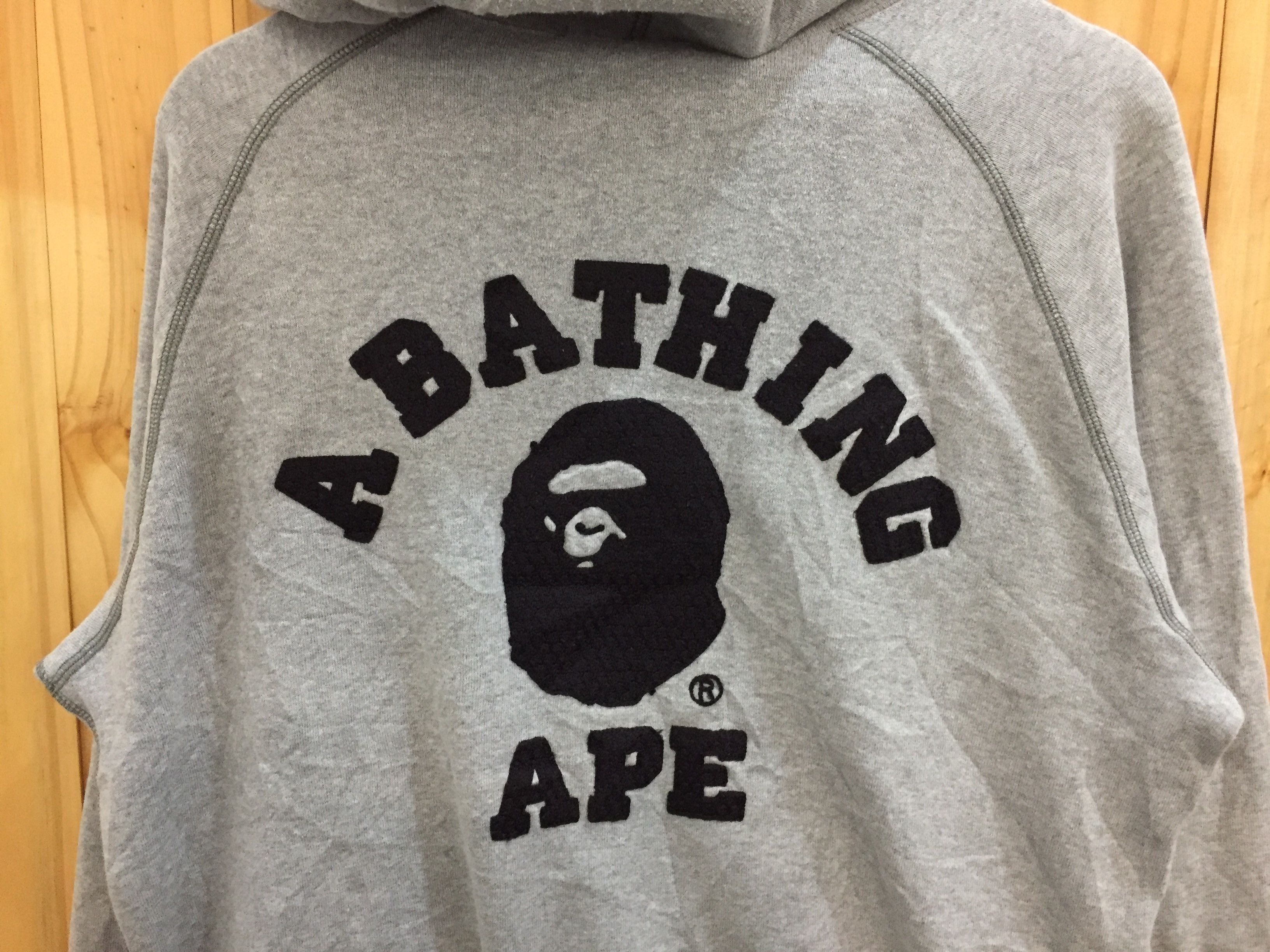 Bape 2008 College Applique Hoodie Size US L / EU 52-54 / 3 - 4 Thumbnail