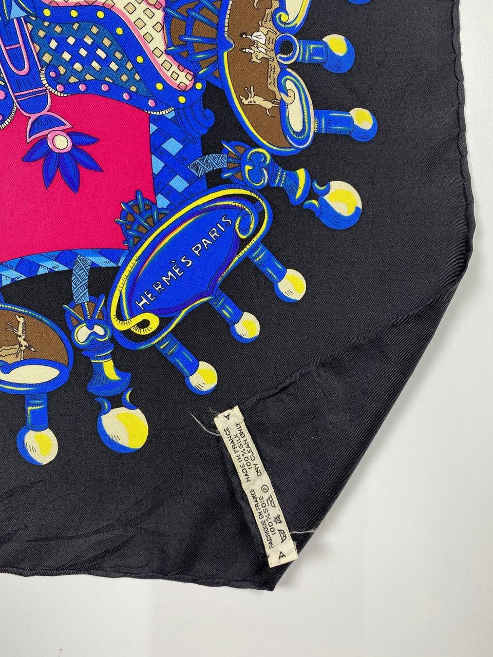 Hermes Vintage Hermes Tournez Manege Silk Scarf Size ONE SIZE - 4 Thumbnail