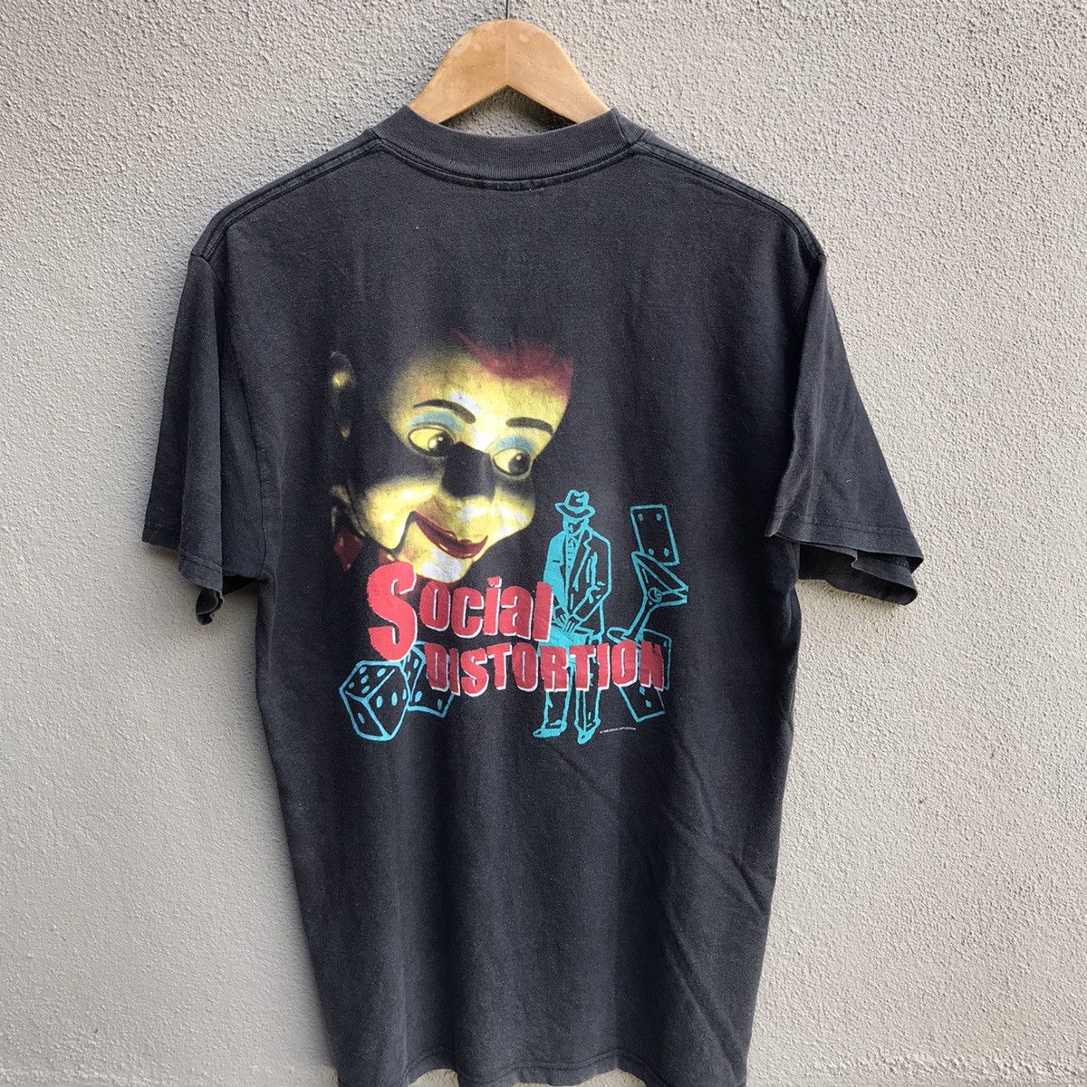 Band Tees Vintage rare 90s SOCIAL DISTORTION band tee punk rock Size US L / EU 52-54 / 3 - 3 Thumbnail